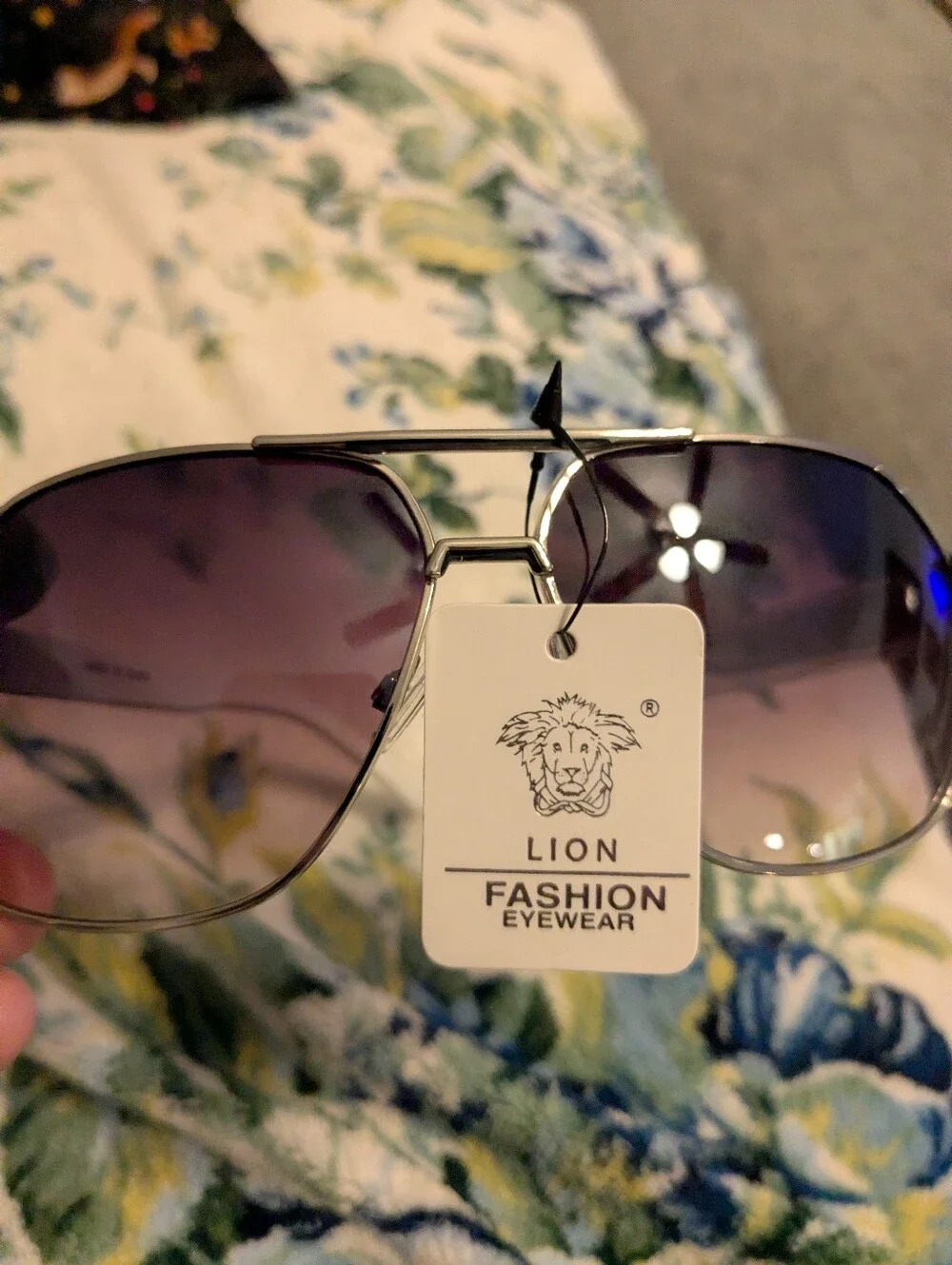 lion brand classic black